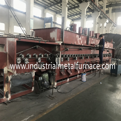 750kg/Hour gas continuo Mesh Belt Heat Treatment Furnace para las tuercas de las sujeciones