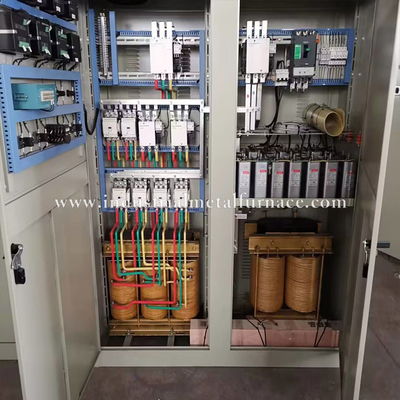 Horno fusorio de cobre de la inducción del baño 200KW dos para el bastidor 500kg/H de la gravedad