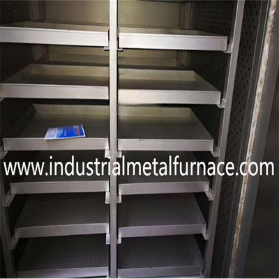 Horno de bandeja industrial utilizado para secar y curar componentes