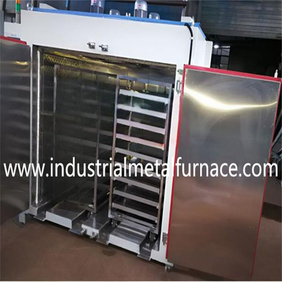 Horno de bandeja industrial utilizado para secar y curar componentes